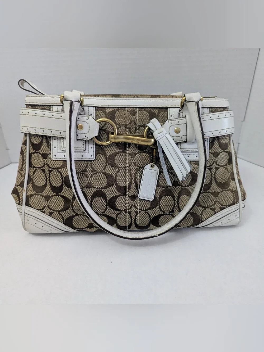 COACH Hamptons Signature Canvas Shoulder Bag Brown Monogram White Leather H0673